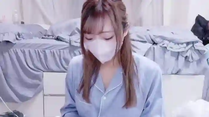_chanMOMO_