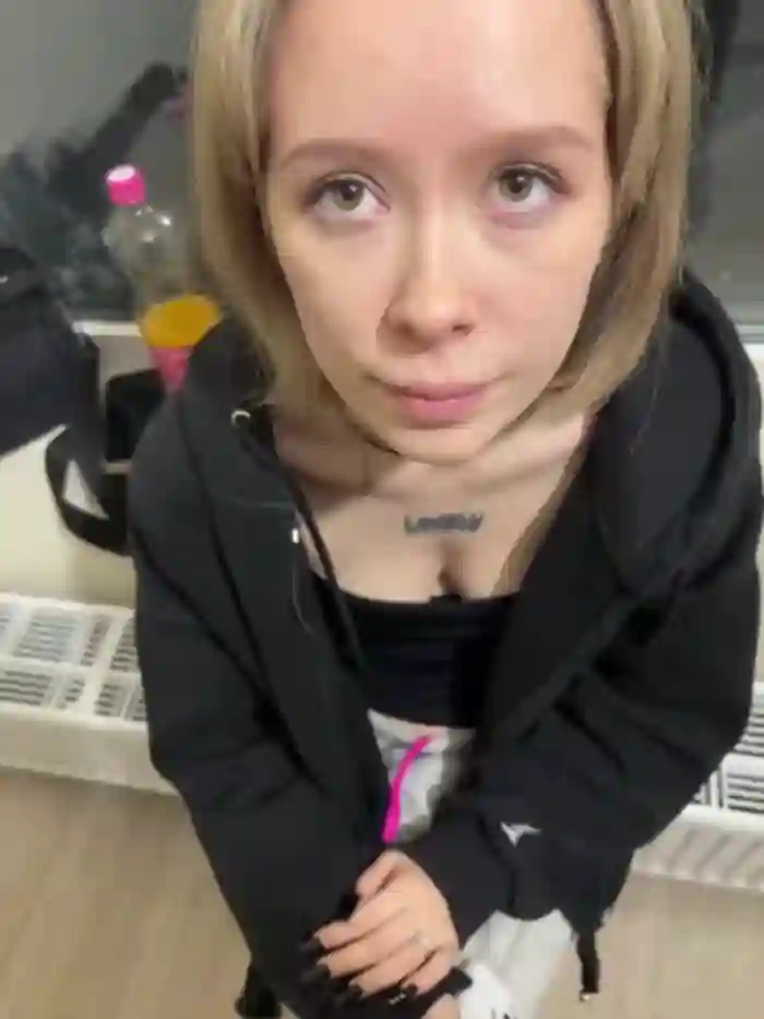 Alexandria_Balenciaga