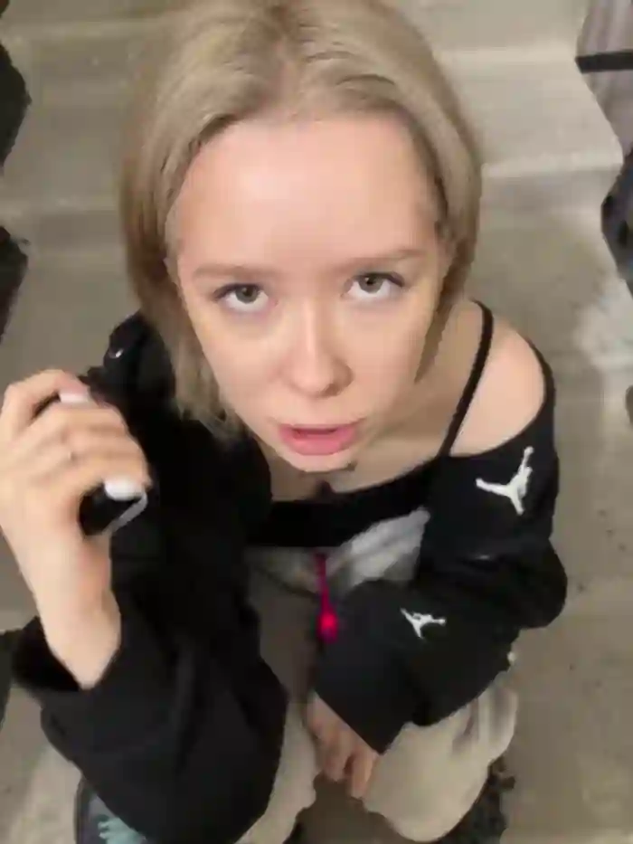 Alexandria_Balenciaga