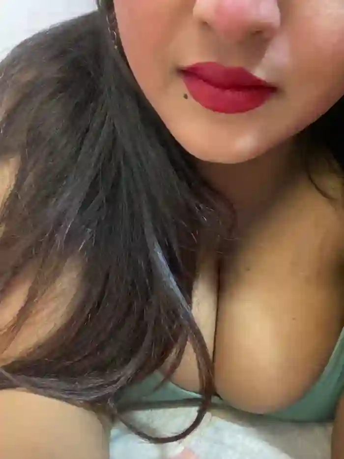 Ayesha_mahi