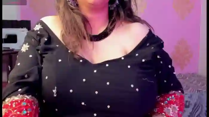 Gulabi_Queen