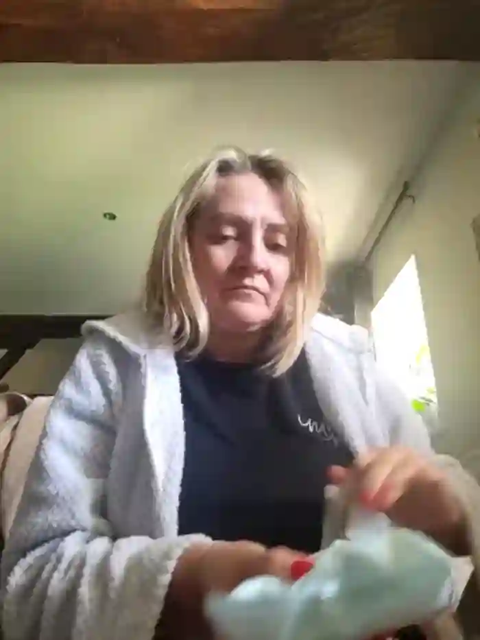 lady_charlyne