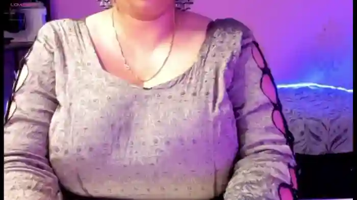 Gulabi_Queen