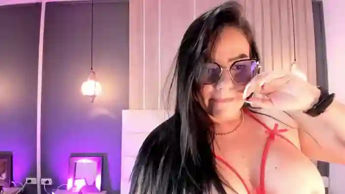 Miah_gomez_