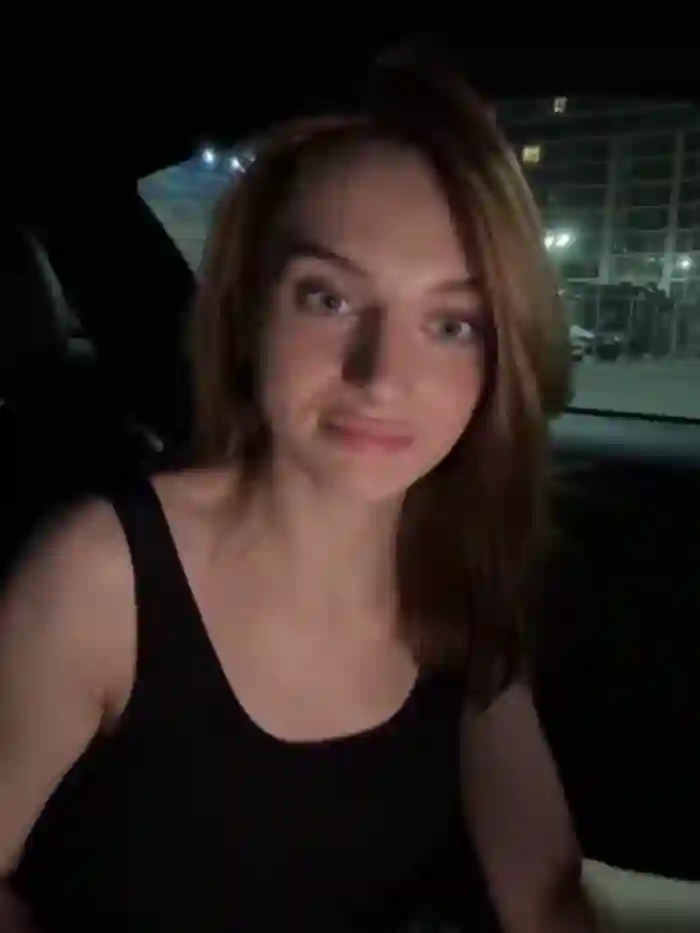 -AngelAri-