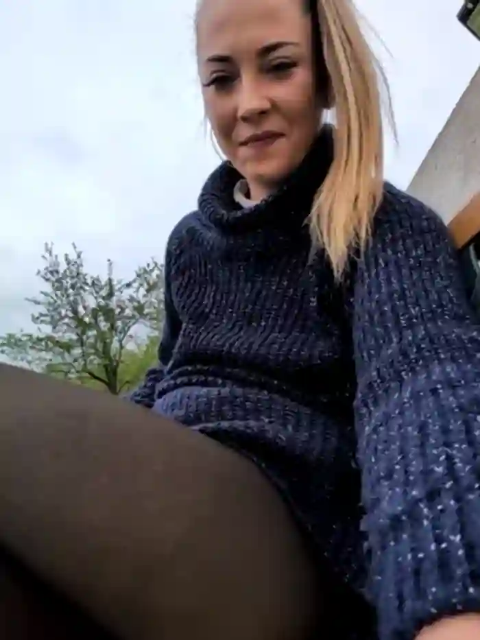 Risky_girl23