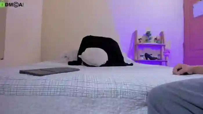 skinny_and_boyfriend