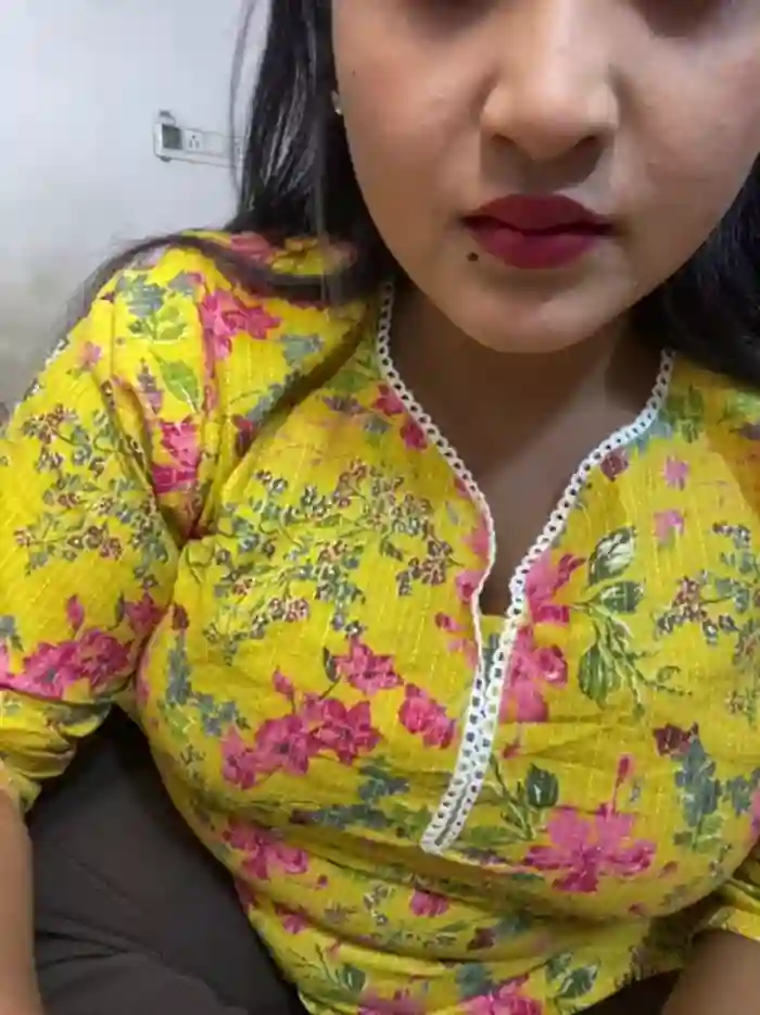 Ayesha_mahi