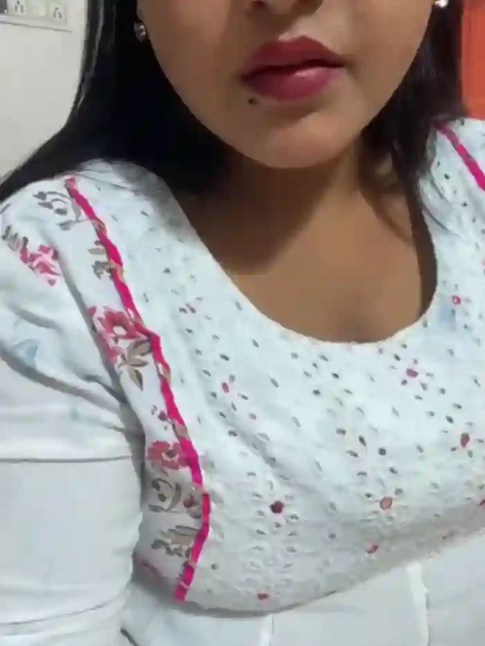 Ayesha_mahi