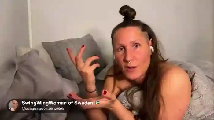 SwingWingWomanSweden