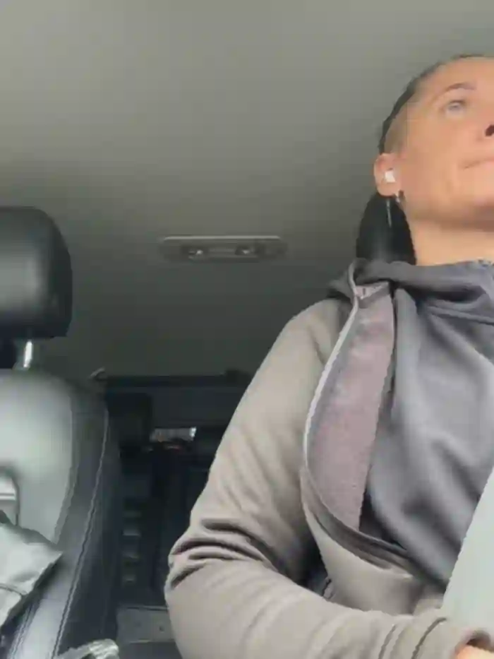 SwingWingWomanSweden