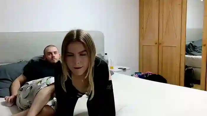 LaraBlond