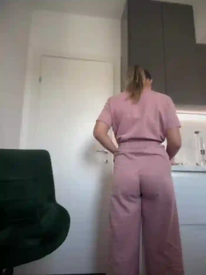HotXMom
