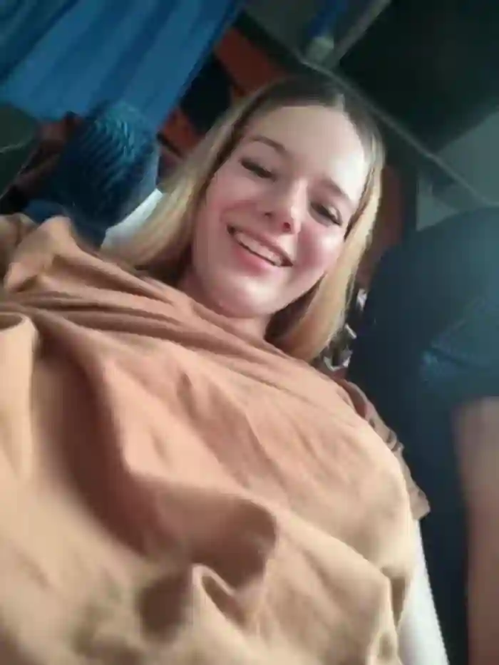 NicoleCut