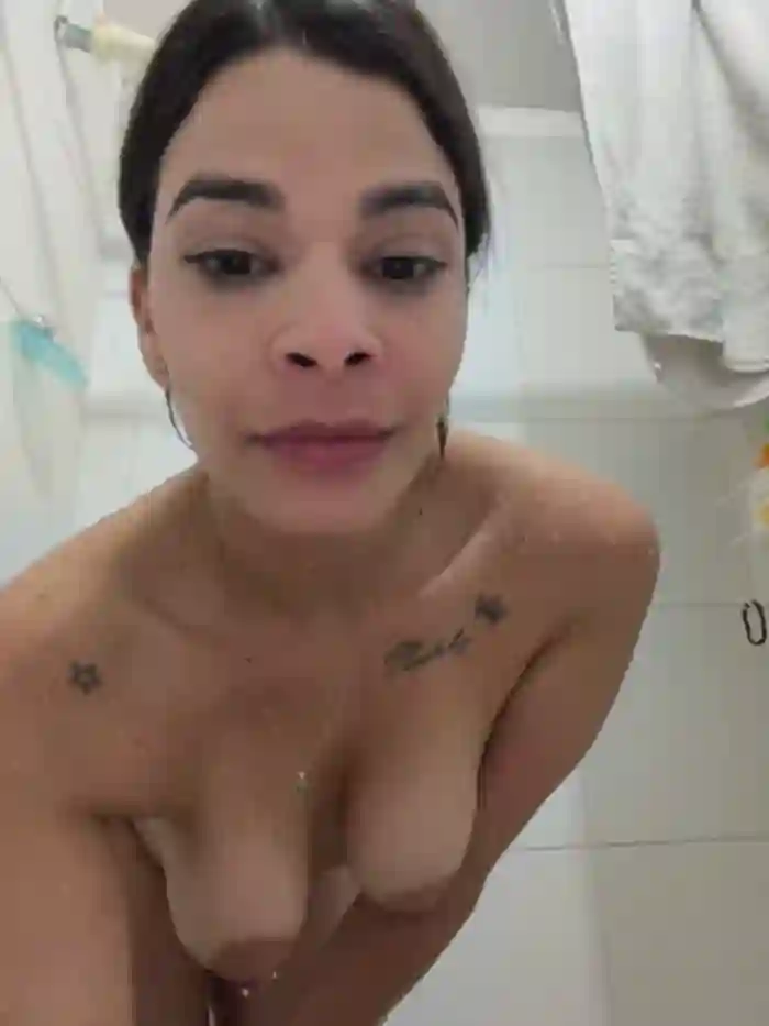 Leah_Honey26