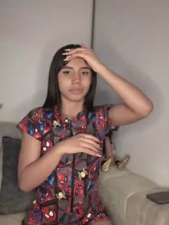 Laura-Khalifa