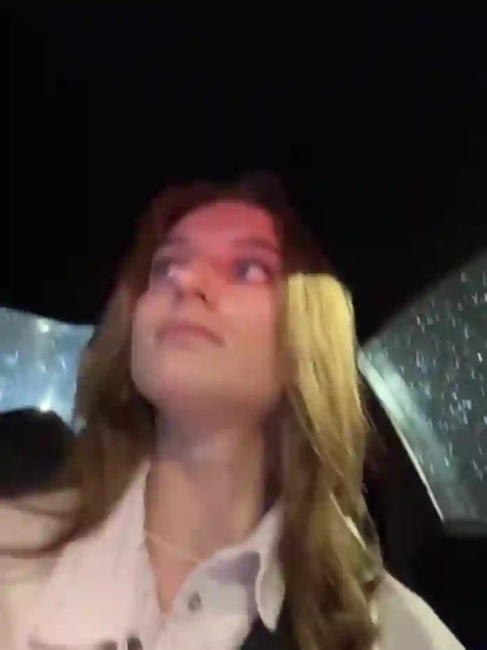 -AngelAri-