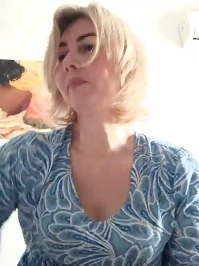 stellahere8