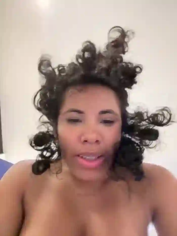 Brunettexio