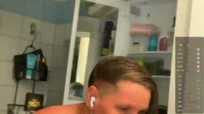 SwingWingWomanSweden