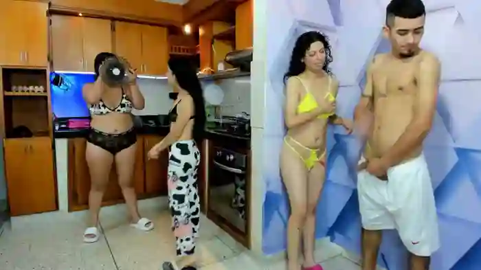 royalgirls_x
