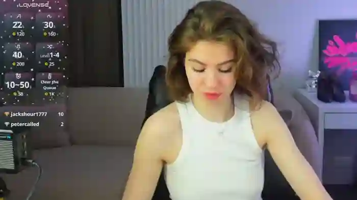 Selena_grey_