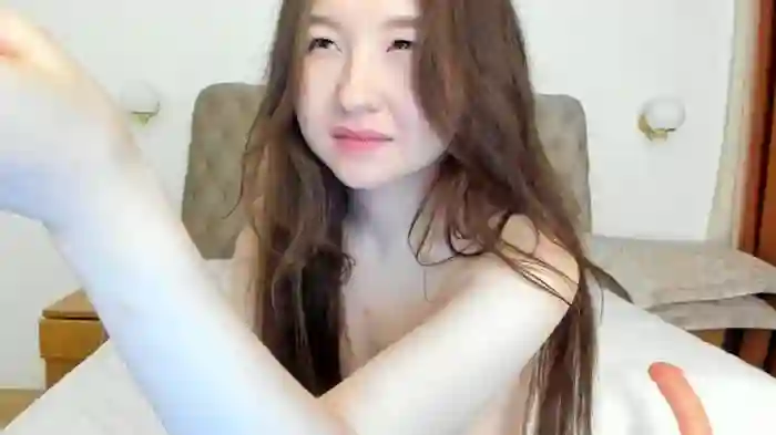 Clarity_Yumi