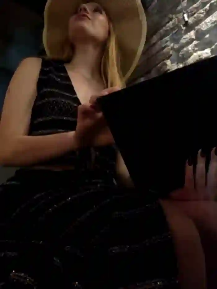 NicoleCut
