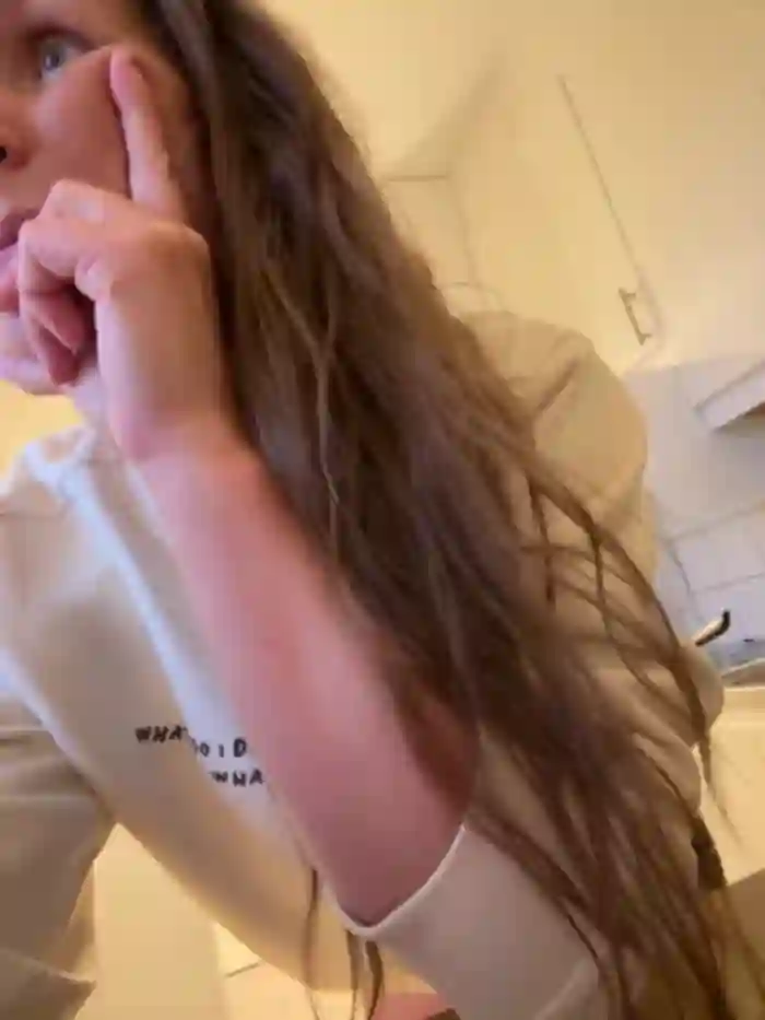 SwingWingWomanSweden