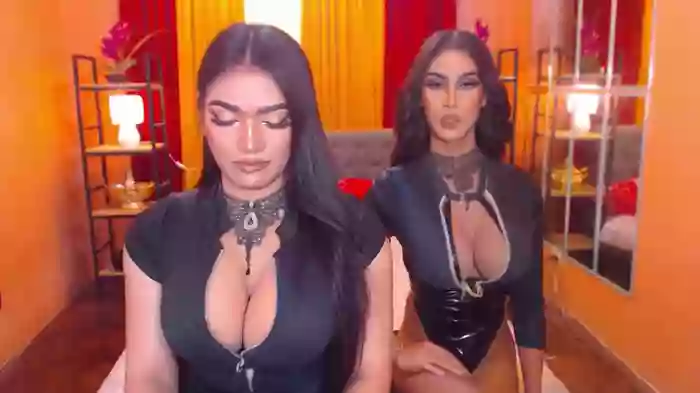 LaraSmithSabrinaSumaDuo