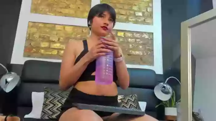 MiaLeblanc