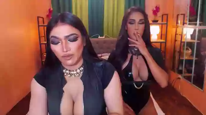 LaraSmithSabrinaSumaDuo