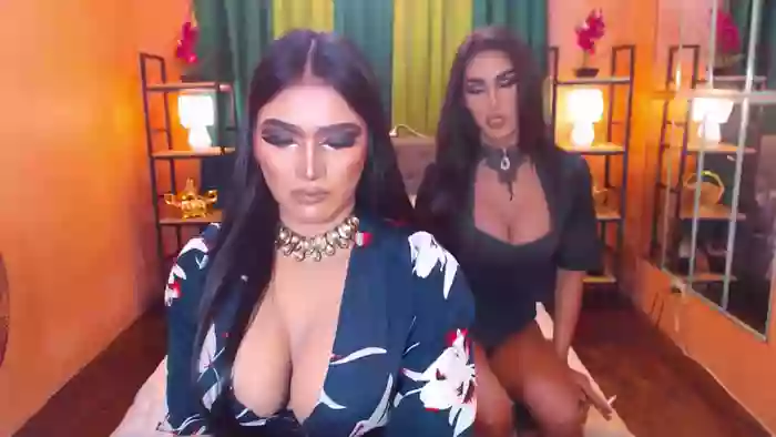 LaraSmithSabrinaSumaDuo