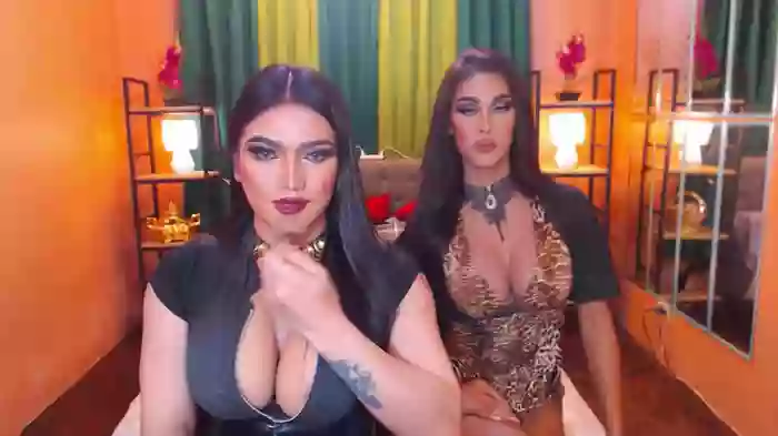 LaraSmithSabrinaSumaDuo