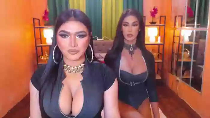 LaraSmithSabrinaSumaDuo