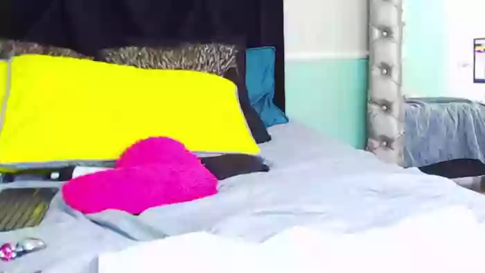 TarahDustin