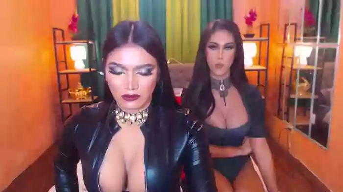 LaraSmithSabrinaSumaDuo