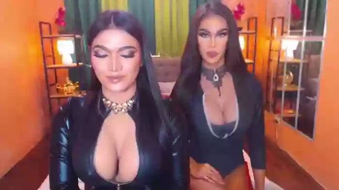 LaraSmithSabrinaSumaDuo