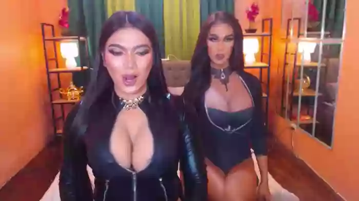 LaraSmithSabrinaSumaDuo