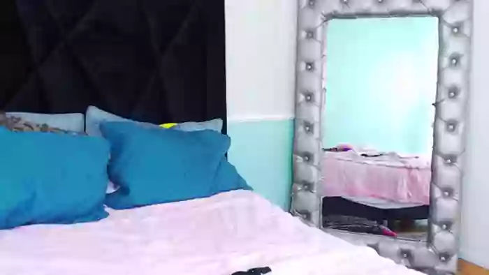 TarahDustin