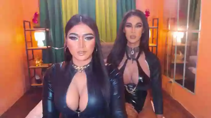 LaraSmithSabrinaSumaDuo