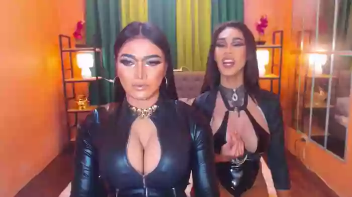 LaraSmithSabrinaSumaDuo