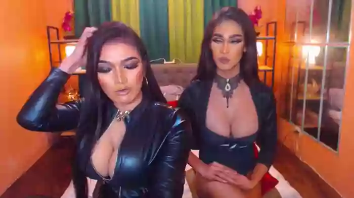 LaraSmithSabrinaSumaDuo