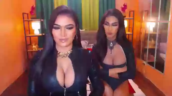 LaraSmithSabrinaSumaDuo