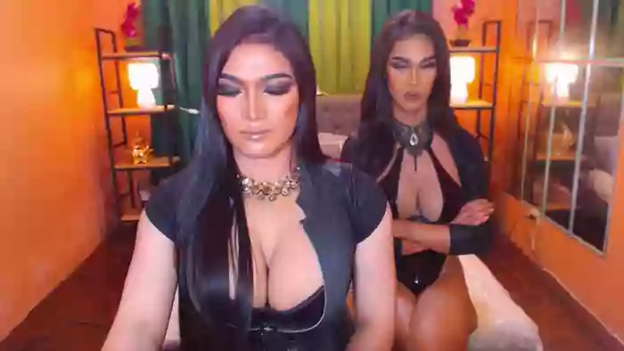 LaraSmithSabrinaSumaDuo