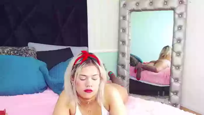 TarahDustin