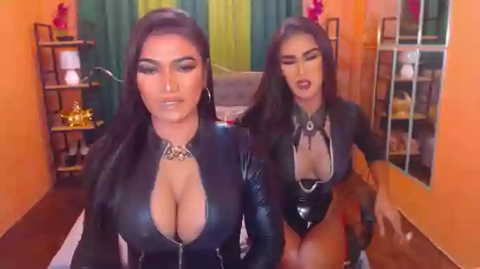 LaraSmithSabrinaSumaDuo