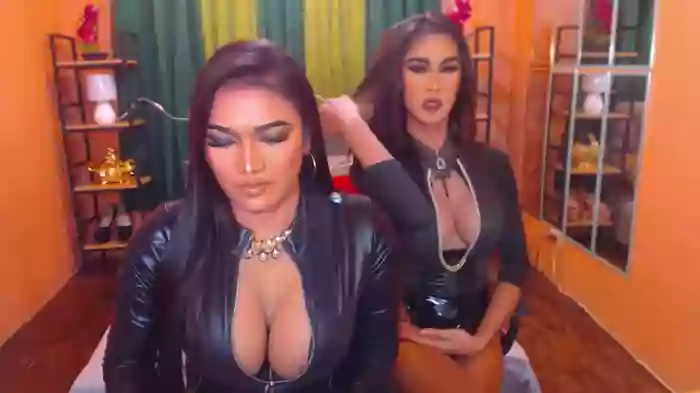 LaraSmithSabrinaSumaDuo