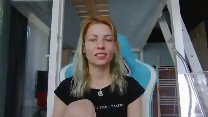 KaroKaroline