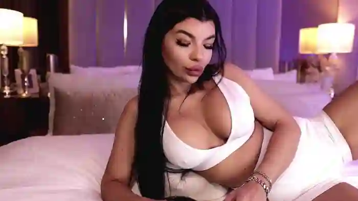 EleniaDevons
